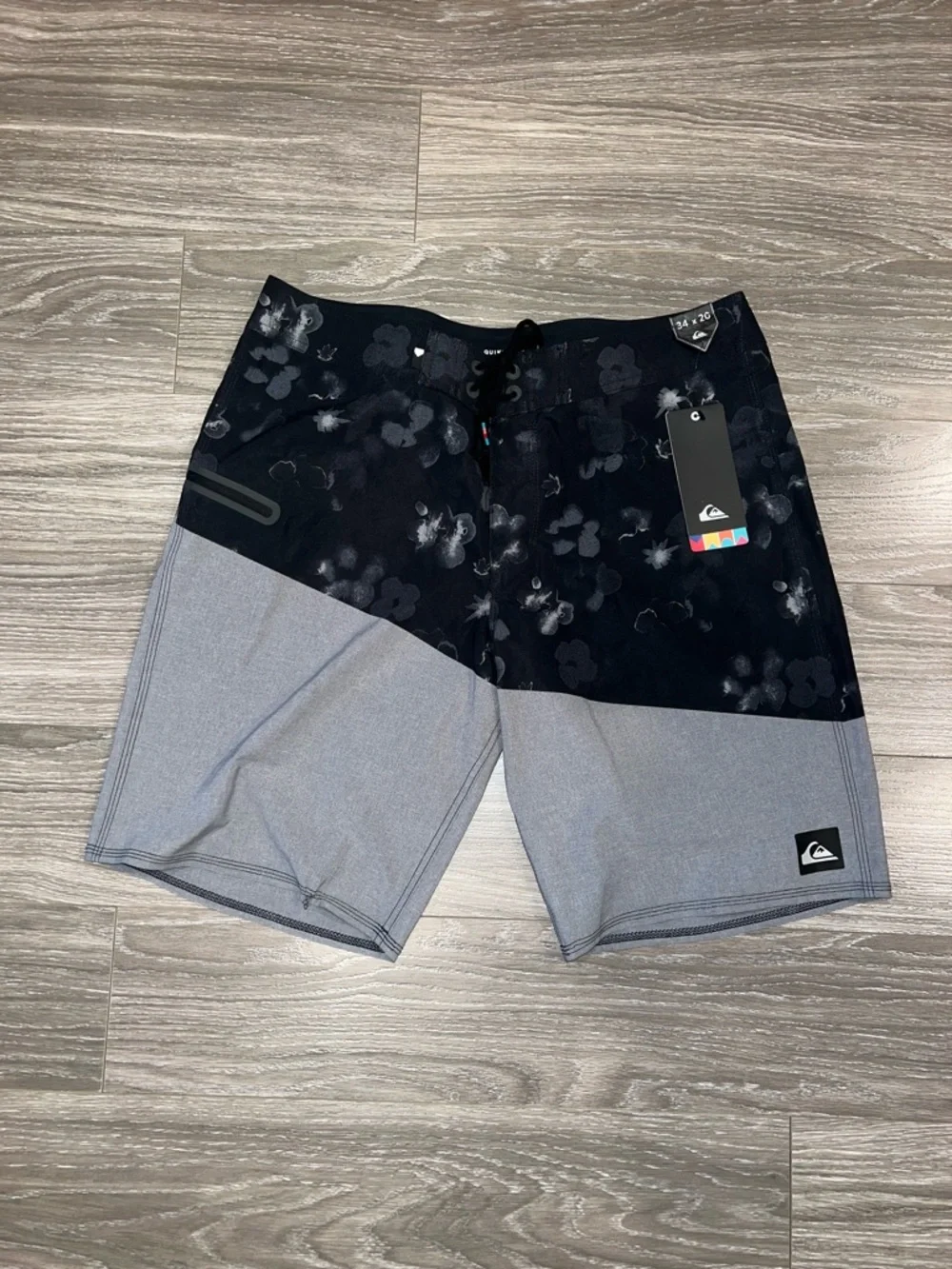 Quiksilver Two-Tone Black Floral & Gray Boardshorts